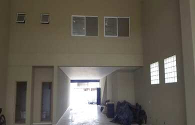 Imagem 3: BARRACÃO Z-11, 4 banheiro, 10 vagas na garagem, 500M² de Área Total