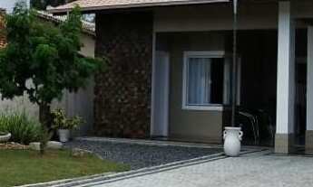 Imagem 6: Casa à venda em Joinville-SC: 4 quartos, 1 suíte e 284m² no bairro Espinheiros!