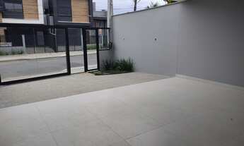 Imagem 6: Imperdível! Geminado de alto padrão com 3 suítes e 184,70m² no Saguaçu, Joinville-SC. Agen