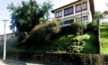 Imagem: Terreno no Saguaçu com 1.058m² de área