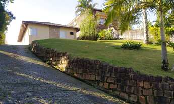 Imagem 2: Casa a venda no Floresta, com 04 dormitórios e 02 vagas de garagem