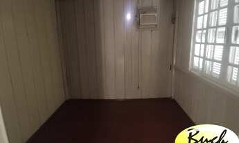 Imagem 4: Casa a venda no floresta na rua professor clemens,Terreno plano medindo 432 m² total sendo