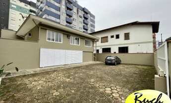 Imagem 3: 3 dormitórios, 1 banheiros, 8 vagas na garagem