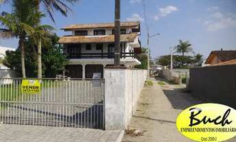 Imagem 1: Sobrado pronto com marina particular em Barra do Sul