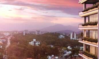 Imagem 3: 3 dormitórios, 3 suíte, 2 vagas na garagem, 137M² de Área Construída