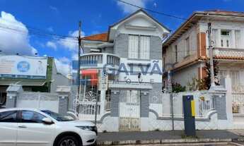 Imagem: Casa estilo sobrado à venda no Centro de