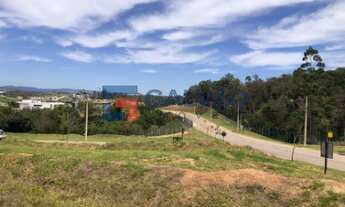 Imagem: Terreno à venda em condomínio fechado