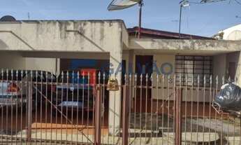 Imagem: Casa à venda no Bairro Caxambu em Jundiaí