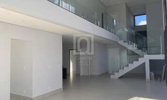 Imagem 3: Casa à venda, sobrado com 305 m² de área construída no Condomínio Alphaville Nova Esplana