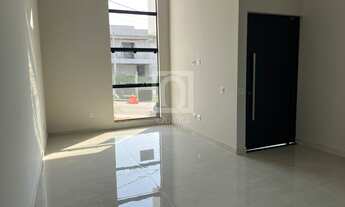 Imagem 2: Casa térrea à venda no Condomínio Renaissence, Zona leste de Sorocaba - 3 suítes, piscina