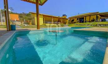 Imagem 5: Chácara com piscina à venda próxima à Represa de Itupararanga