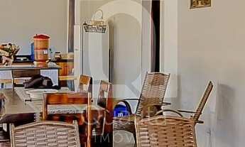 Imagem 2: Chácara com piscina à venda próxima à Represa de Itupararanga