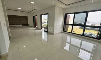 Imagem: Casa à venda no Residencial Alphaville