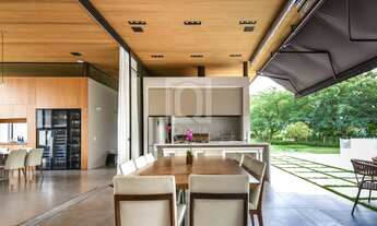 Imagem 4: Casa Recém-construída à Venda no Condomínio de Luxo Fazenda Boa Vista