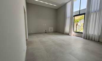 Imagem 2: Casa térrea à venda no Residencial Jardim Solar do Bosque, Sorocaba