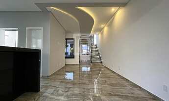 Imagem: Casa no condomínio Golden Park Residence