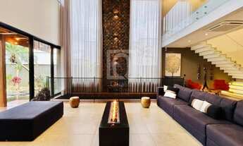 Imagem: Casa de Altíssimo Padrão no Condomínio