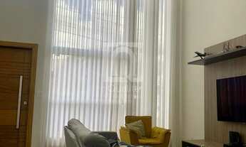 Imagem: Casa com 3 suítes à venda Condomínio