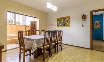 Imagem 7: Casa à venda na Vila Independência/Mangal em Sorocaba-SP com 4 dormitórios, 2 banheiros e