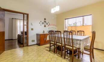 Imagem 6: Casa à venda na Vila Independência/Mangal em Sorocaba-SP com 4 dormitórios, 2 banheiros e