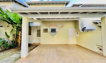 Imagem: Casa em Condomínio de Luxo com 3 Suítes