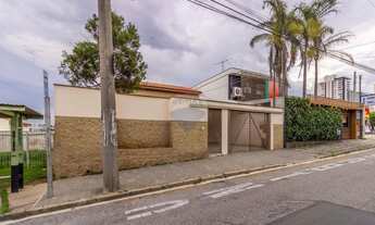 Imagem 2: Casa à venda na Vila Independência/Mangal em Sorocaba-SP com 4 dormitórios, 2 banheiros e