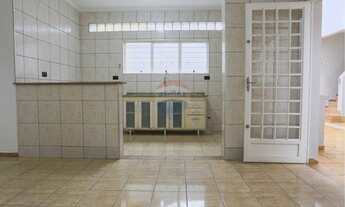 Imagem 7: Imperdível Casa à Venda em Sorocaba-SP, Wanel Ville: 4 Quartos, 1 Suíte, 2 Salas, 3 Banhei