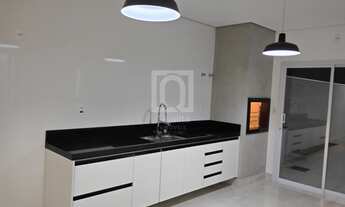 Imagem: Casa no Condomínio Residencial Helena Maria