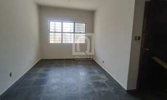 Imagem 3: Casa à venda no Jardim Simus com 3 dormitórios e 1 Suite