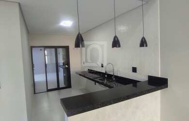 Imagem: Casa térrea à venda no Condomínio Horto