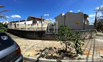 Imagem: Terreno à venda no bairro Wanel Ville em