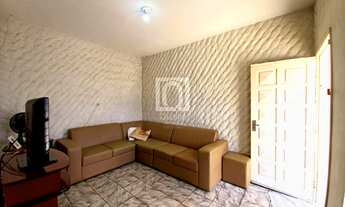 Imagem: Casa térrea à venda no bairro Jardim Simus