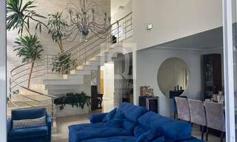 Imagem: Sobrado elegante à venda no Condomínio