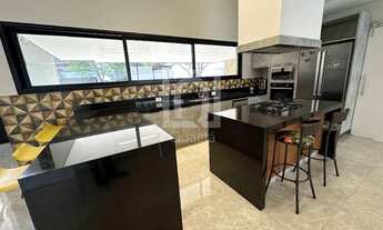 Imagem 2: Casa mobiliada à venda no Condomínio Alphaville em Votorantim