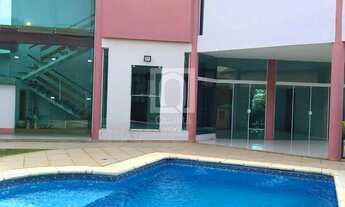 Imagem: Sobrado com piscina no Condomínio Ibiti