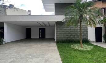 Imagem 5: Casa Residencial em SANTANA DE PARNAÍBA - SP, ALPHAVILLE