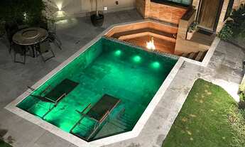 Imagem 2: CASA RESIDENCIAL em SANTANA DE PARNAÍBA - SP, ALPHAVILLE