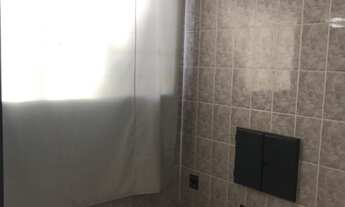 Imagem 7: Excelente localização, rua com bom movimento, próximo a UNIARARAS, mercados, republicas, b