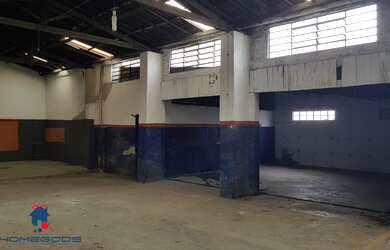 Imagem 2: ALUGO OU VENDO BARRACÃO DE 1.100 m². NO CENTRO,, BARRACÃO COM ZONEAMENTO ZM4, ÓTIMA LOCALI