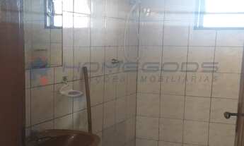 Imagem 7: VENDO LINDO SOBRADO NO PARQUE SÃO QUIRINO, COM UM AMPLO QUINTAL, ÁREA DE SERVIÇO NO SUBSOL