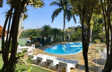 Imagem 2: Incomparável residência a venda em um dos condomínios mais desejados de Valinhos, que cont