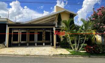 Imagem: Sobrado á venda no bairro Jardim Esplanada