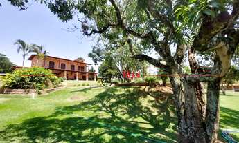 Imagem 2: Maravilhosa chácara a venda no Colinas do Mosteiro de Itaici ? Indaiatuba/SP