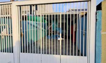 Imagem: Casa com dois quartos à venda na Região