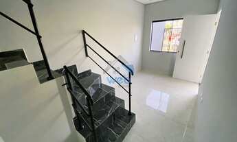 Imagem 3: Sobrados à venda no Rio Bonito, no Bairro Campo de Santana, com três quartos, piso em porc