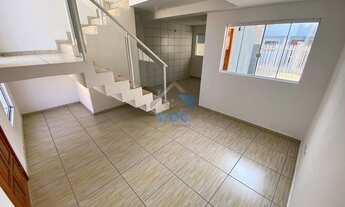 Imagem 5: Sobrado à venda na região do Santa Rita, no Bairro Tatuquara, com dois quartos, sala ampla