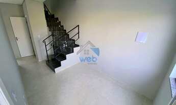 Imagem 2: Sobrados à venda no Rio Bonito, no Bairro Campo de Santana, com três quartos, piso em porc