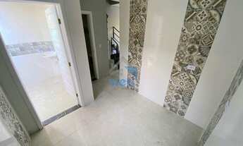 Imagem 6: Sobrados à venda no Rio Bonito, no Bairro Campo de Santana, com três quartos, piso em porc