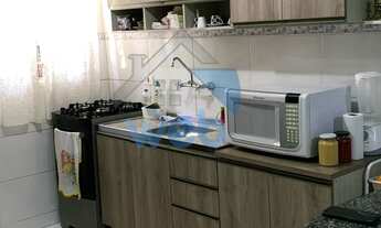 Imagem 4: Sobrado para venda na região do Vitória Régia, no Bairro CIC, com dois quartos, sala de es