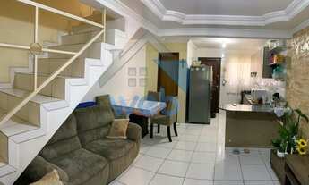 Imagem 3: Sobrado para venda na região do Vitória Régia, no Bairro CIC, com dois quartos, sala de es